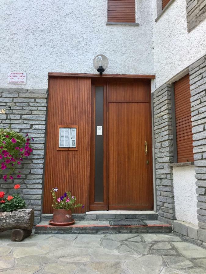 Elegante Appartamento In Centro A バルドネッキア エクステリア 写真